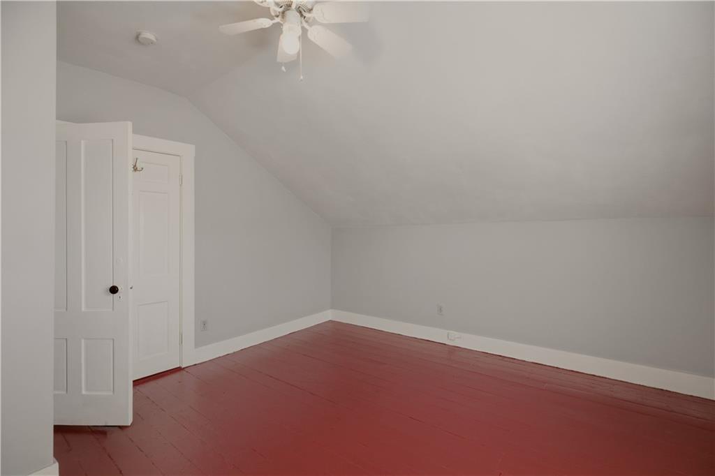 30 Whipple Street Property Photo 44