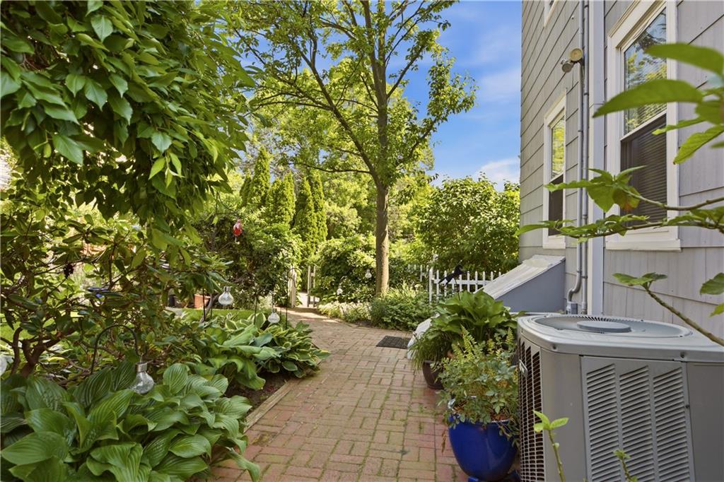 30 Whipple Street Property Photo 50