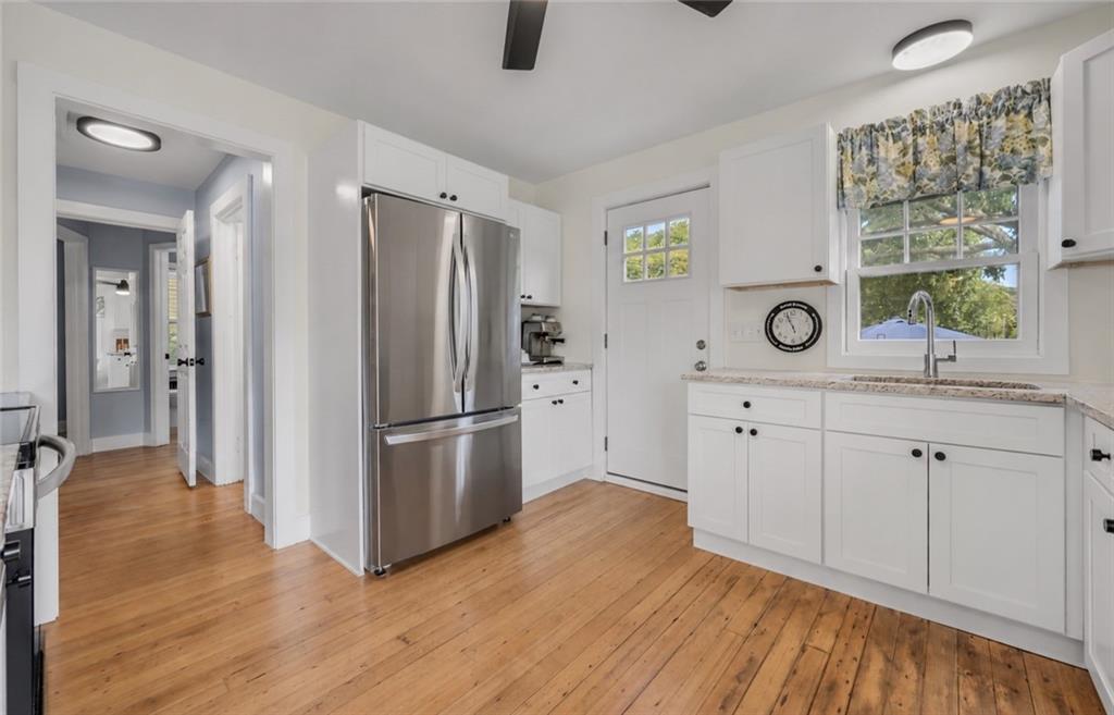 346 Post Road Property Photo 10