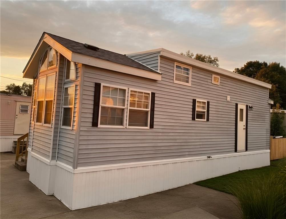 19 Stelhanie Drive Property Photo 1