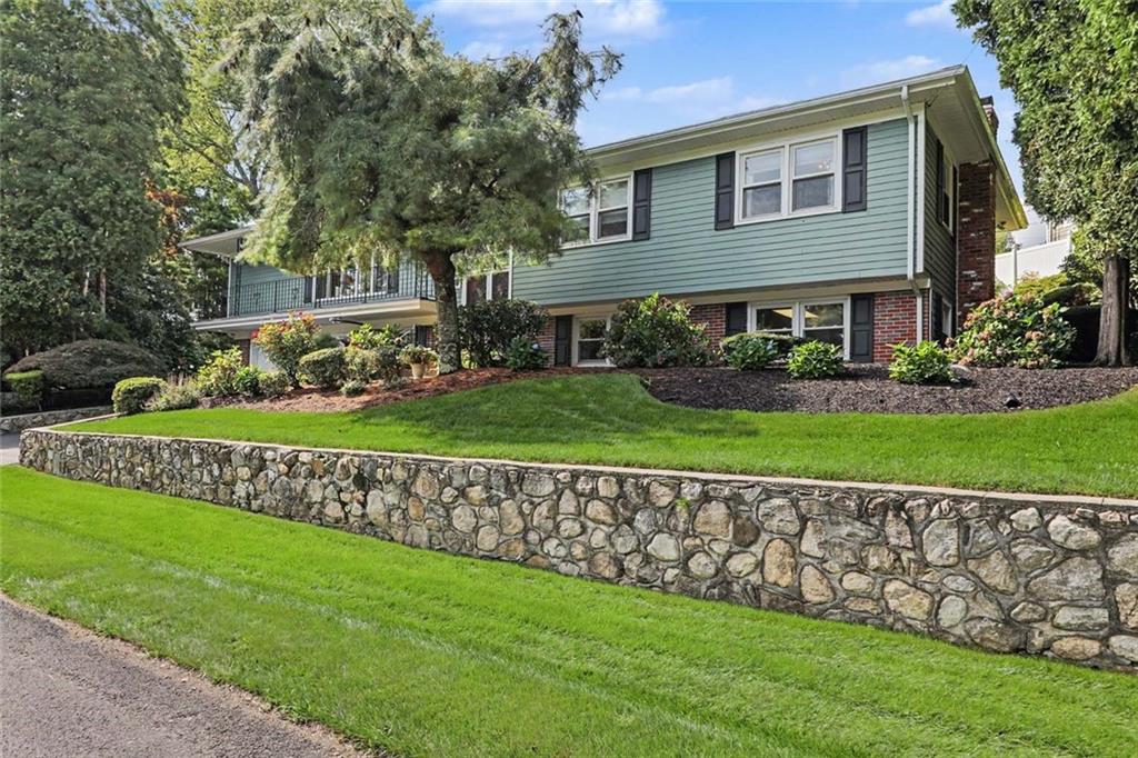 14 Sweet Hill Drive Property Photo 1