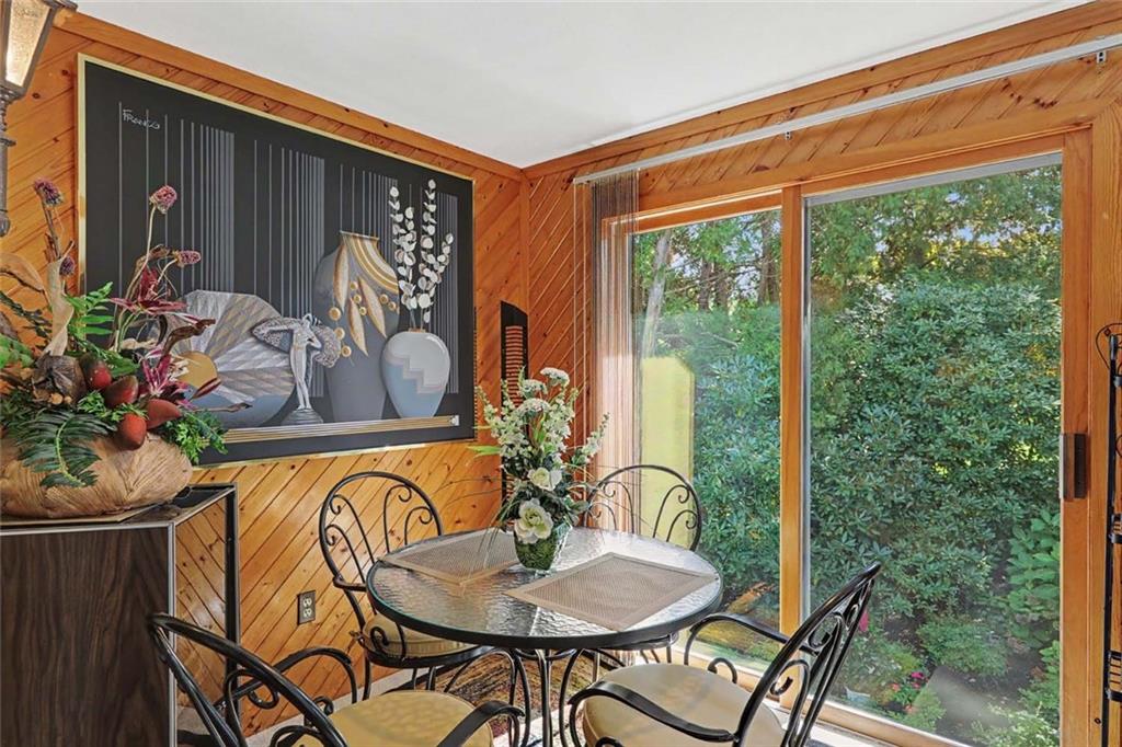 14 Sweet Hill Drive Property Photo 13