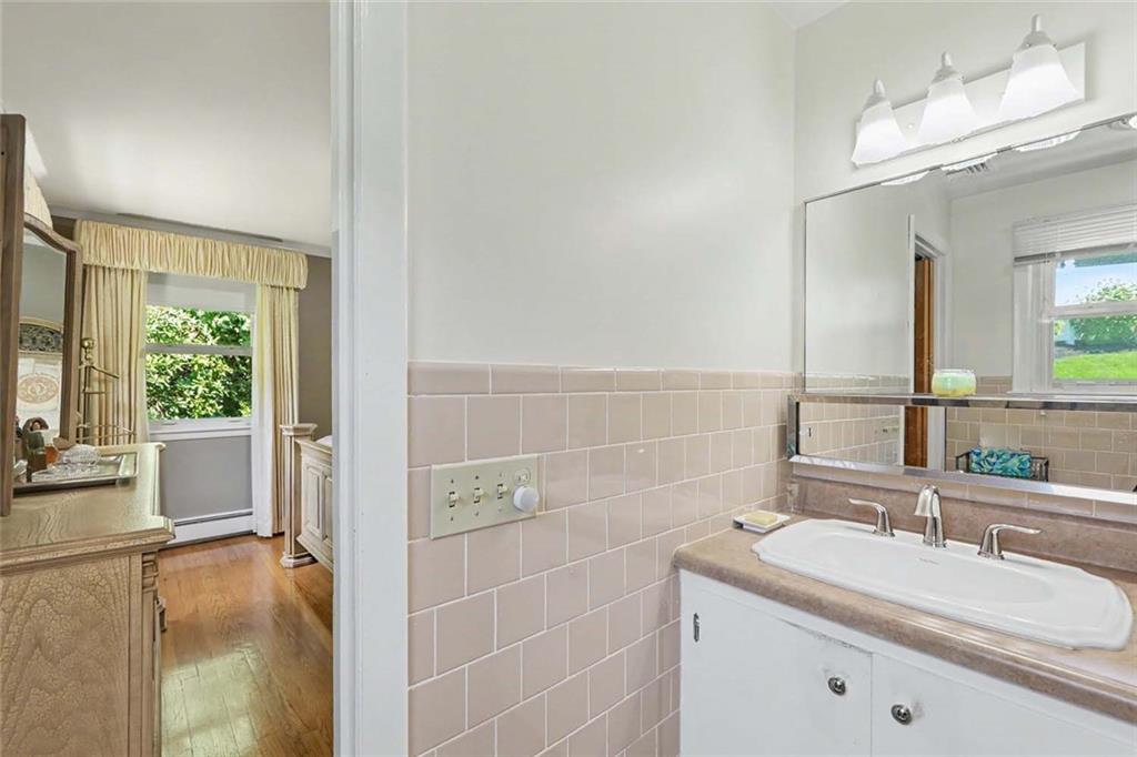 14 Sweet Hill Drive Property Photo 31