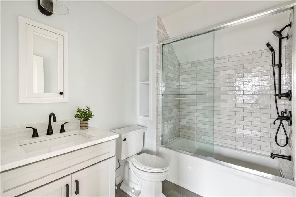 118 Newport Avenue Property Photo 38