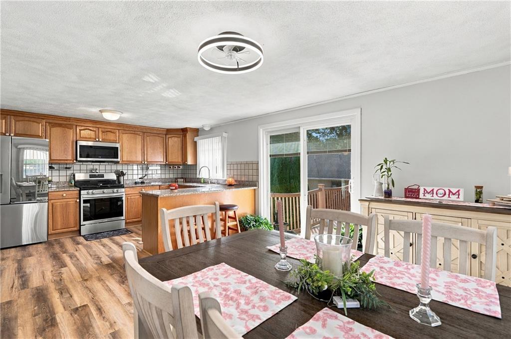 24 Derby Avenue Property Photo 4