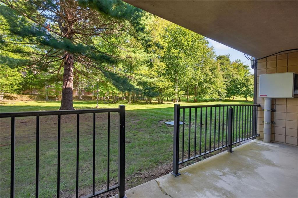 650 East Greenwich Avenue Unit 3/405 Property Photo 34