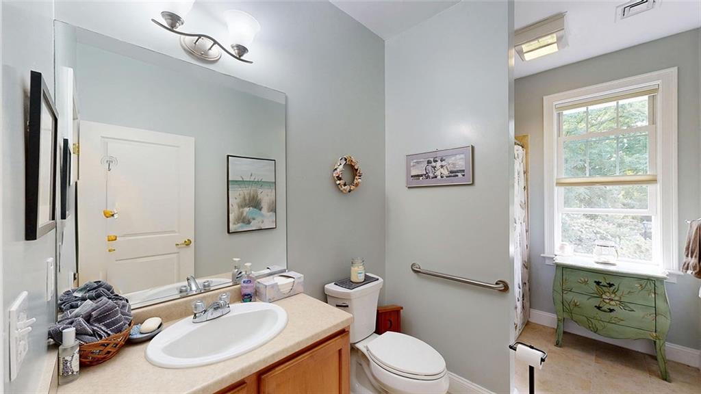 301 Church Street Unit 210 Property Photo 13