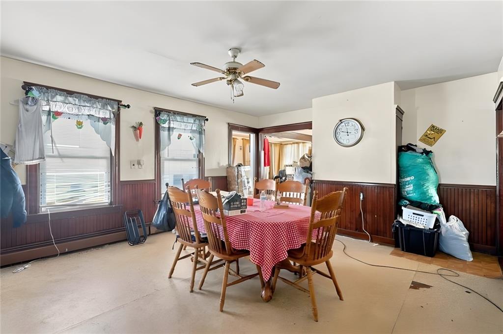 904 Newport Avenue Property Photo 25