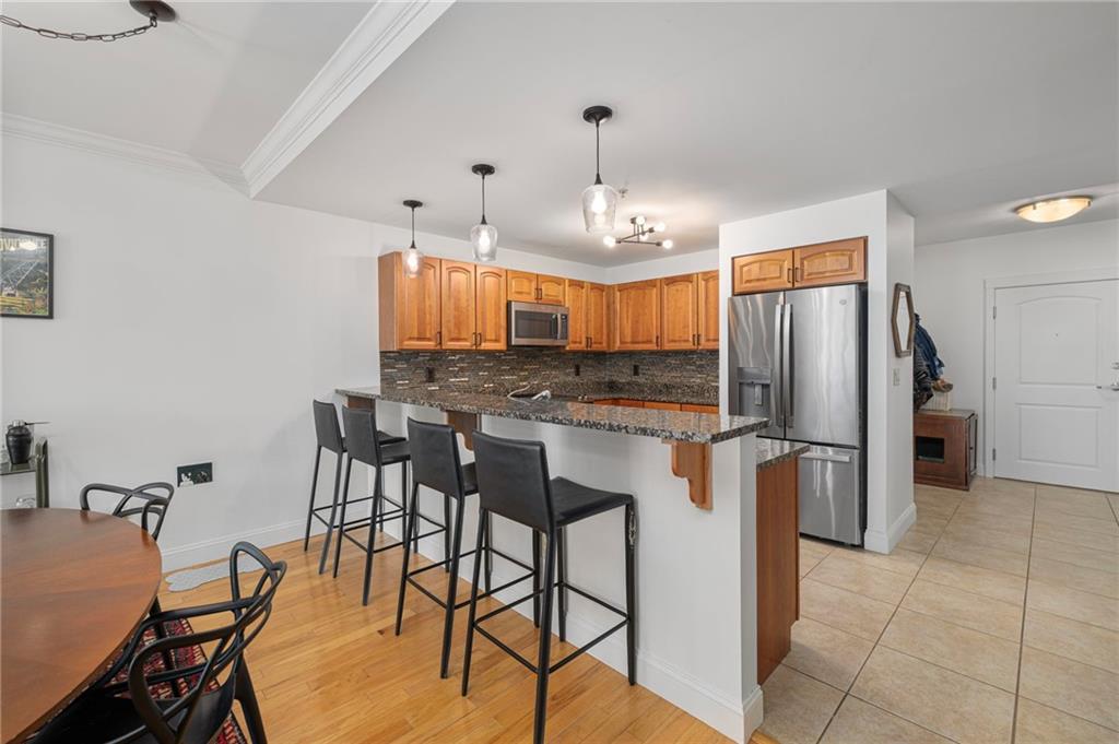 333 Atwells Avenue Unit 202 Property Photo 7
