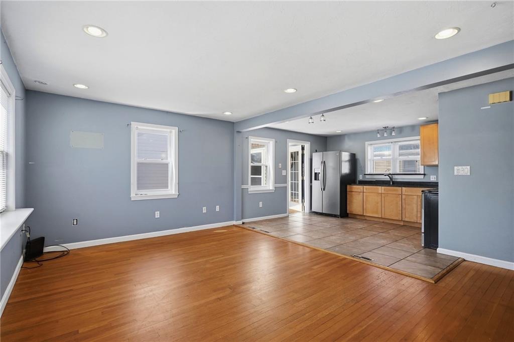 86 Paul Street Property Photo 8
