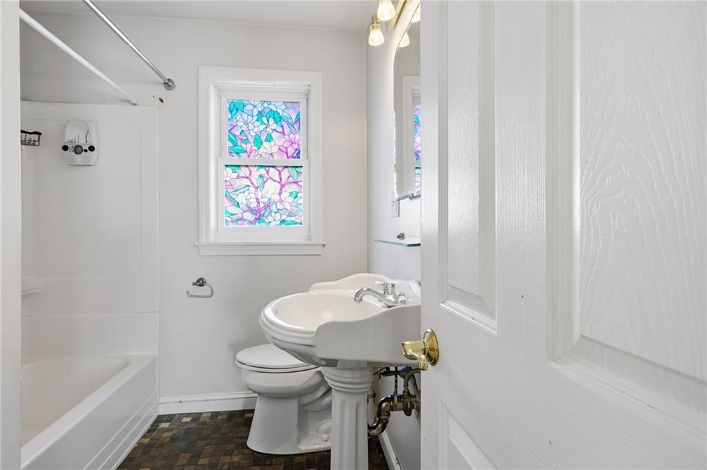 86 Paul Street Property Photo 18