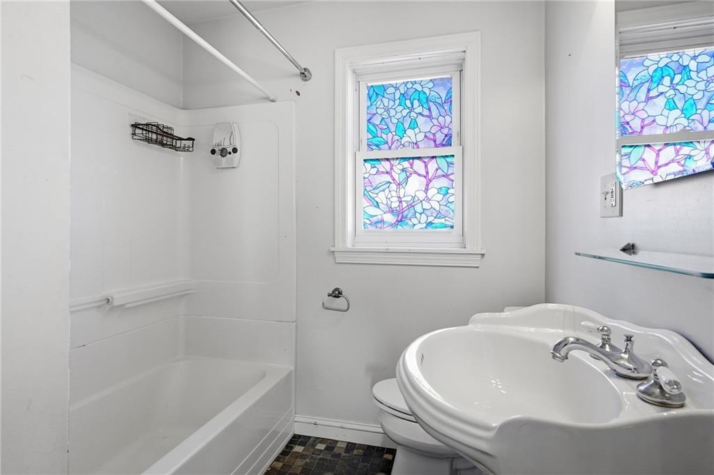 86 Paul Street Property Photo 19