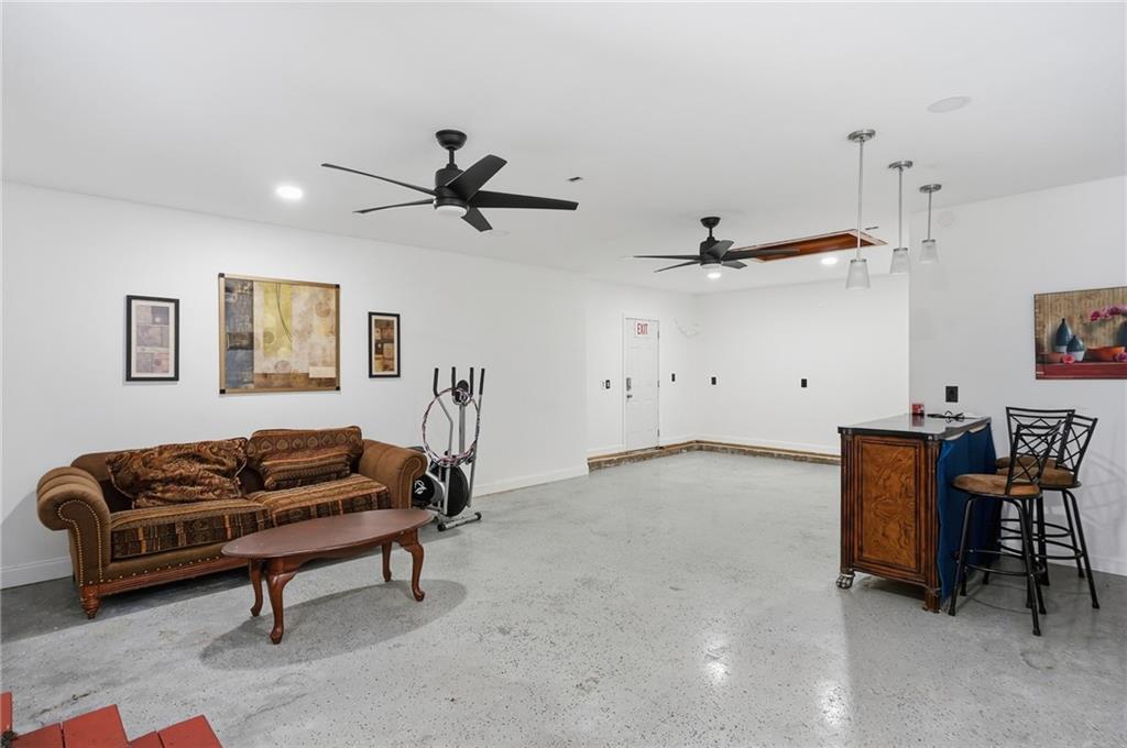 86 Paul Street Property Photo 24