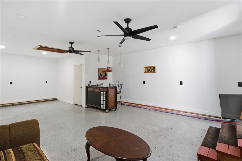 86 Paul Street Property Photo 25