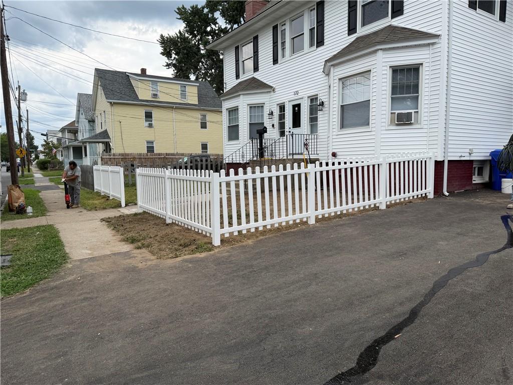 172 Central Avenue Property Photo 1