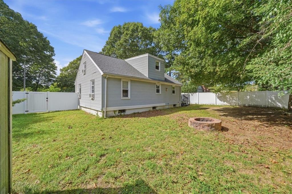 20 Horse Neck Road Property Photo 33
