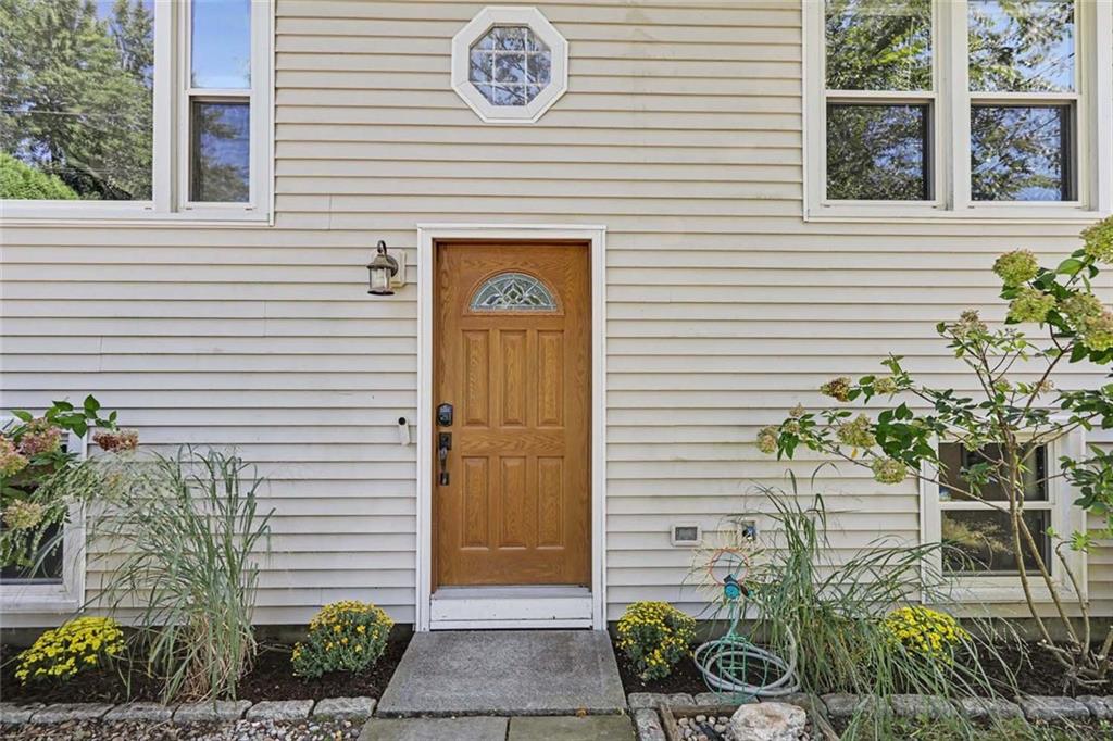 38 Lakeview Drive Property Photo 4