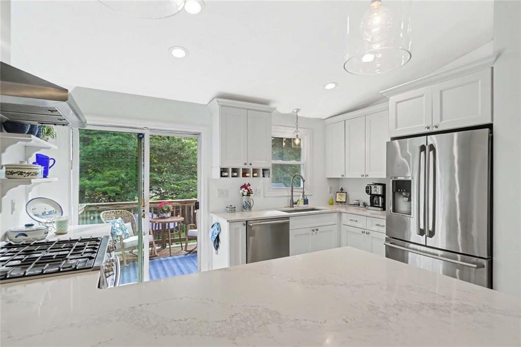 38 Lakeview Drive Property Photo 19