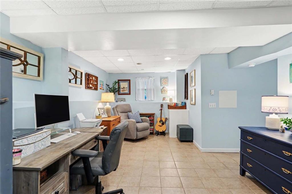 38 Lakeview Drive Property Photo 29
