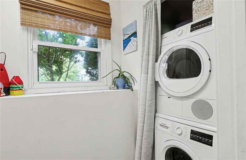 38 Lakeview Drive Property Photo 36