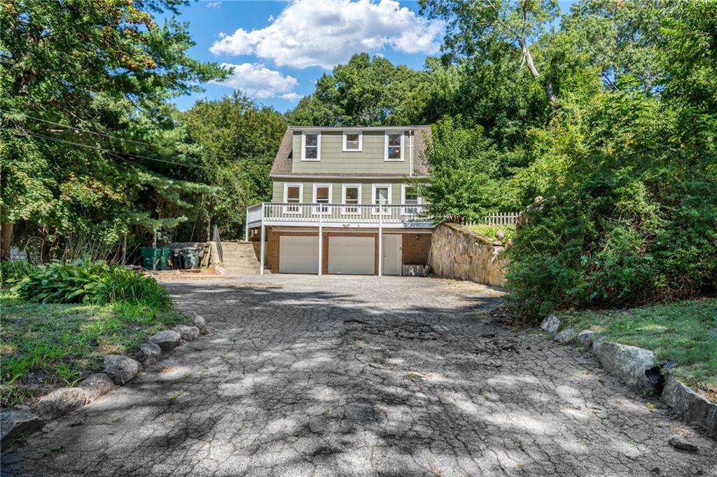 120 East Shore Drive Property Photo 5