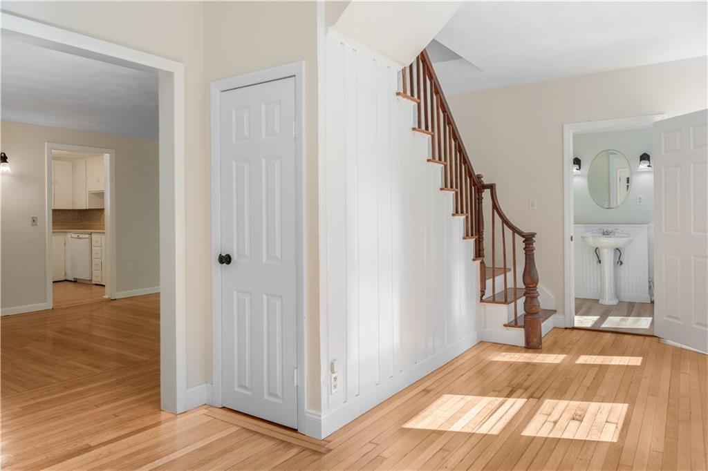 120 East Shore Drive Property Photo 13