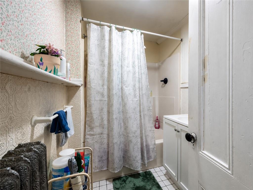 166 Summit Street Property Photo 24