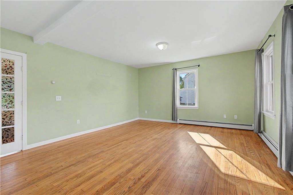 327 Church Street Property Photo 5