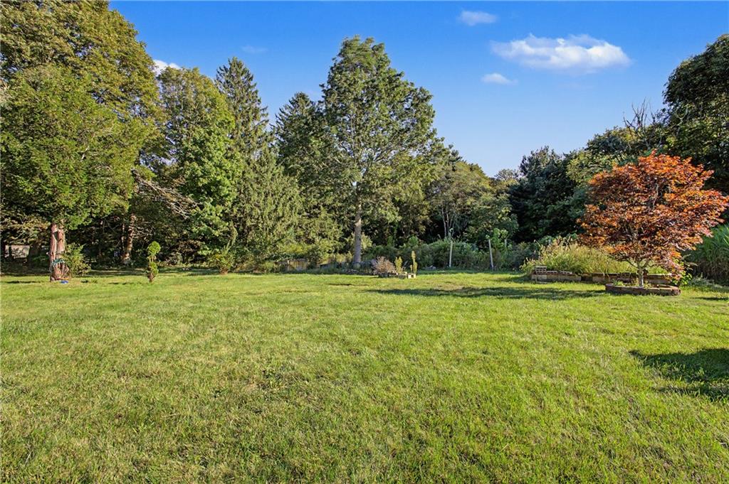 327 Church Street Property Photo 32