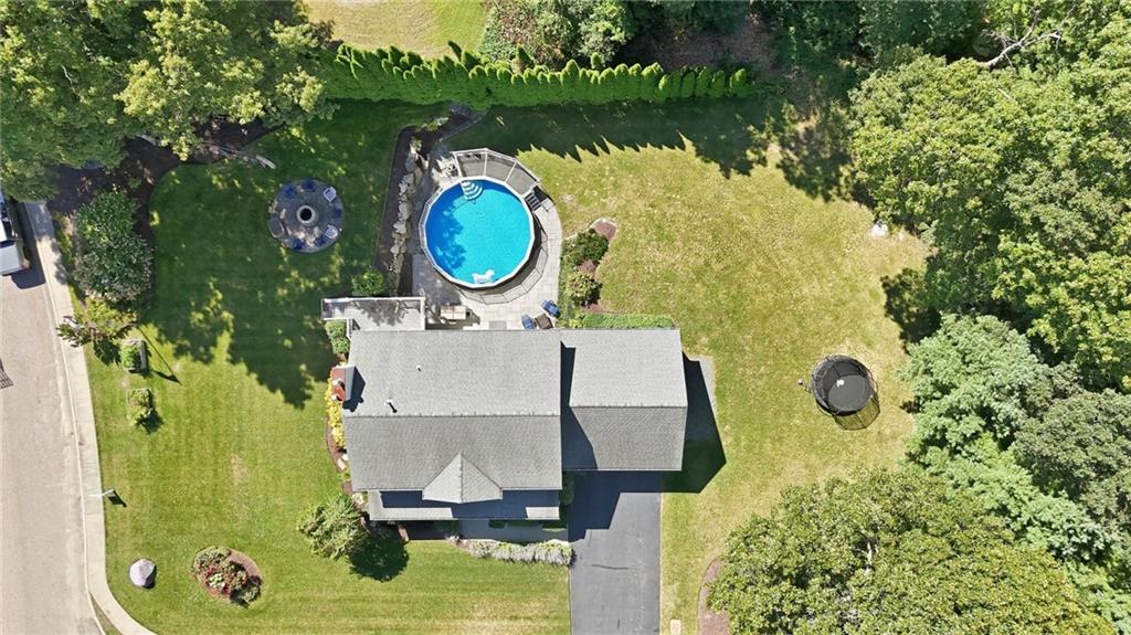 2 Nutmeg Circle Property Photo 6