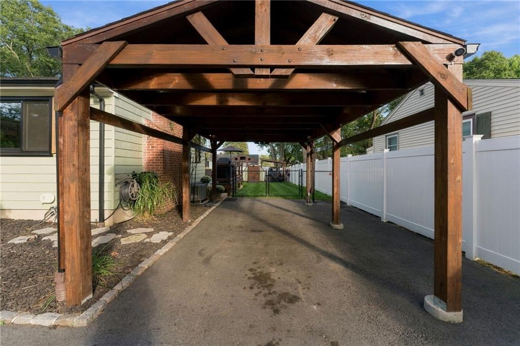 58 Haswill Street Property Photo 38