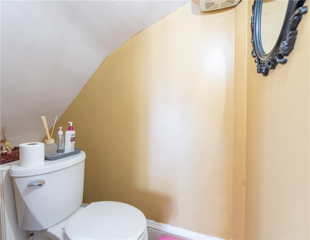 146 Garden Street Property Photo 6