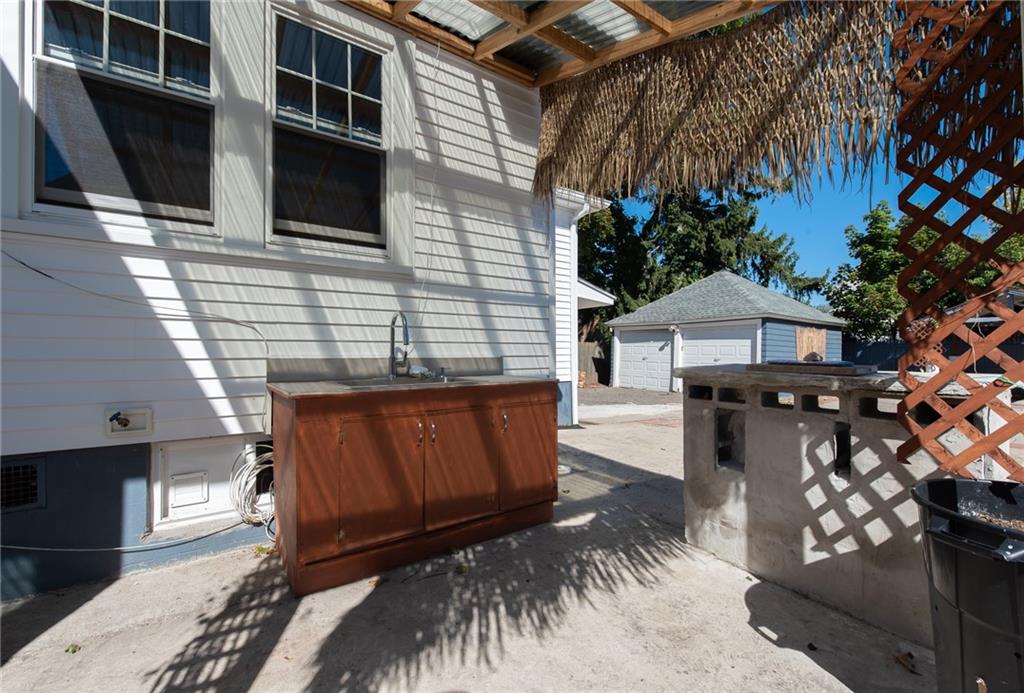 146 Garden Street Property Photo 35