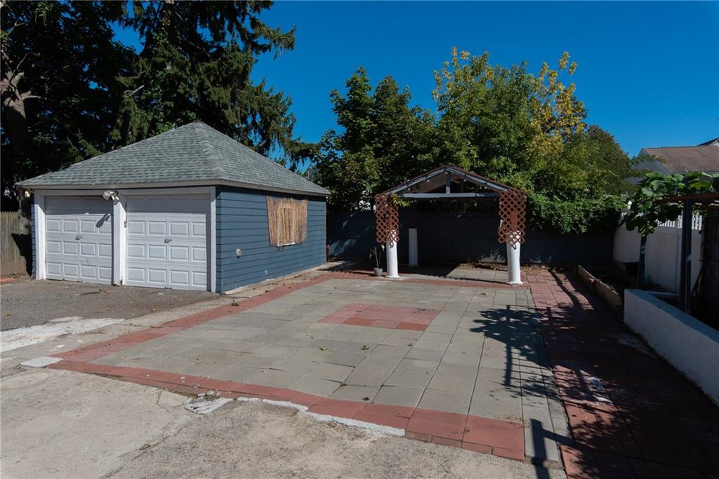 146 Garden Street Property Photo 36