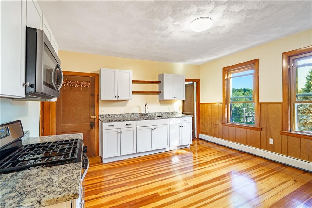 228 Valley Street Unit 3 Property Photo 3