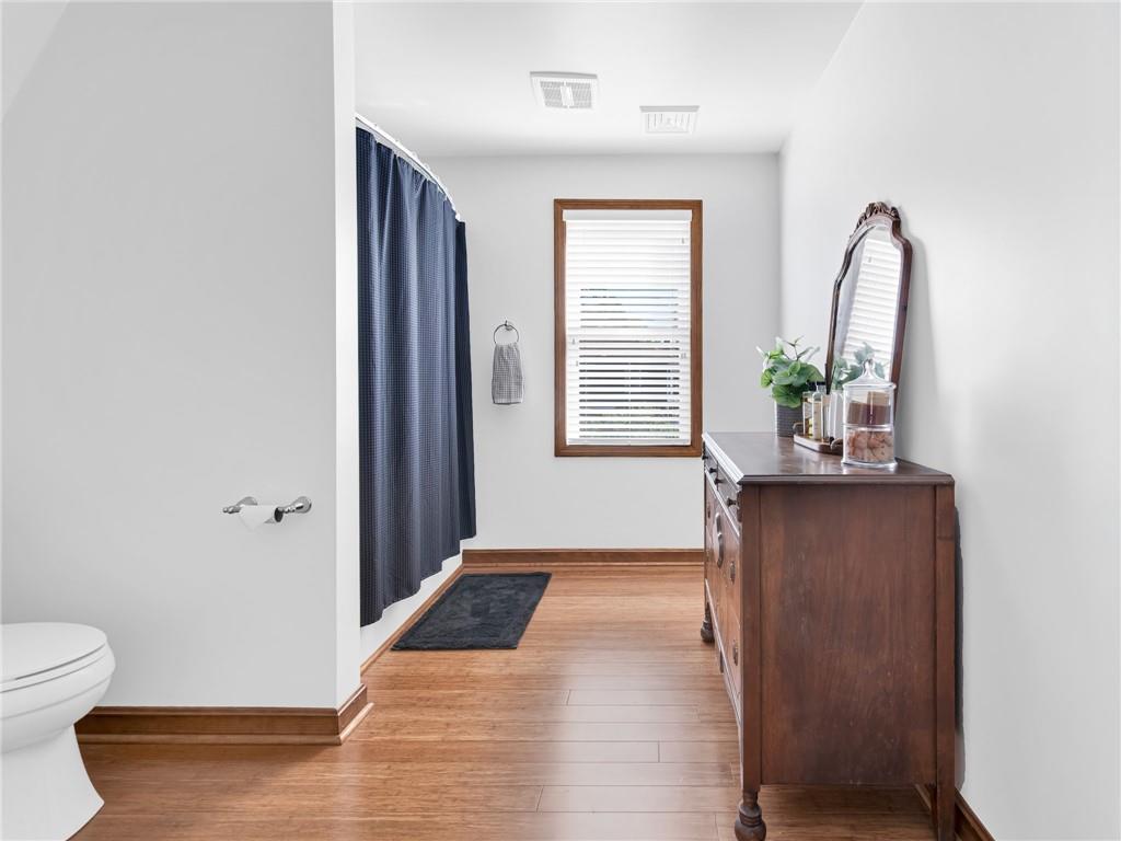 17 Catalpa Avenue Property Photo 24