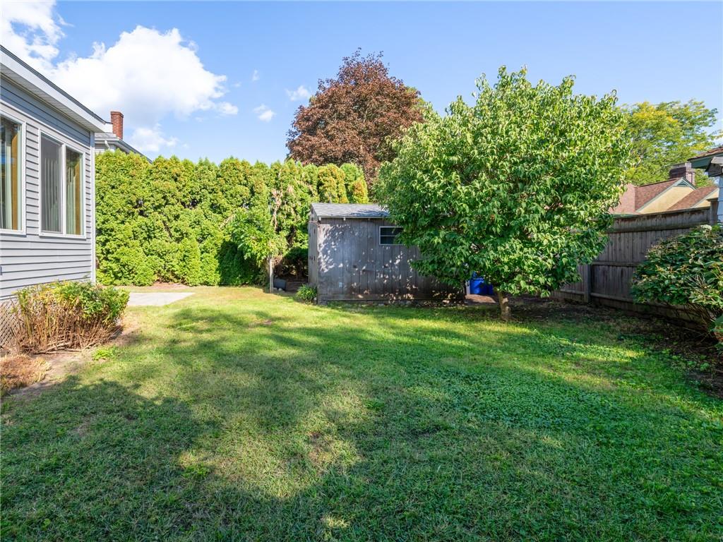 17 Catalpa Avenue Property Photo 32