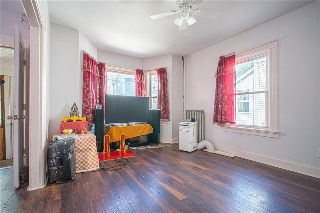 36 Hamilton Street Property Photo 6