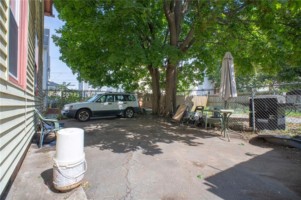 36 Hamilton Street Property Photo 27