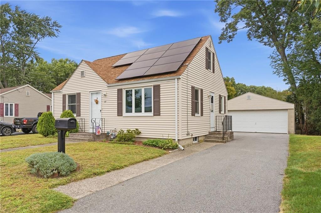 22 Larchmere Drive Property Photo 1