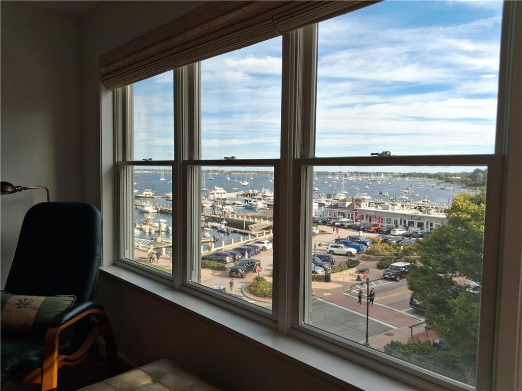 53 Conanicus Avenue Unit 4e Property Photo 12