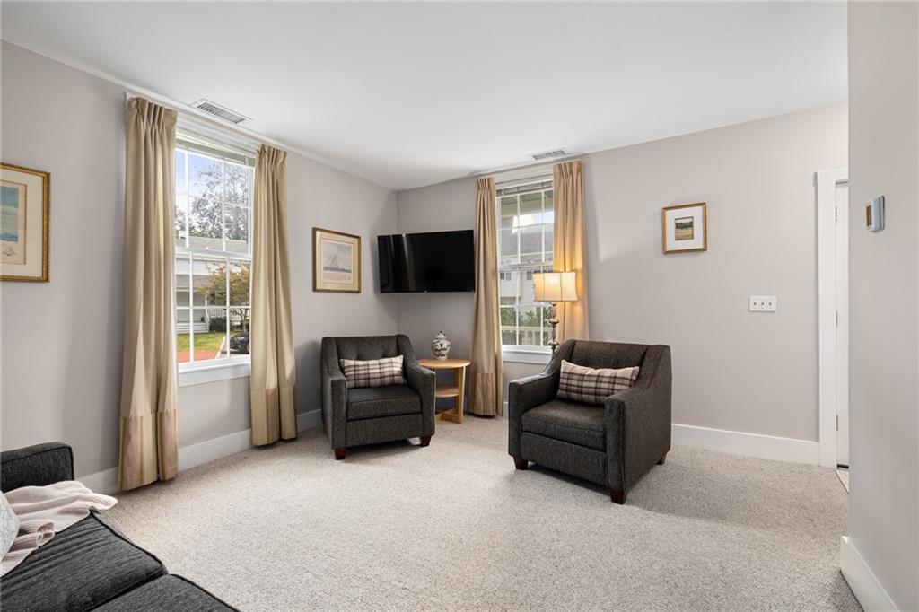 364 Bellevue Avenue Unit D103e Property Photo 12