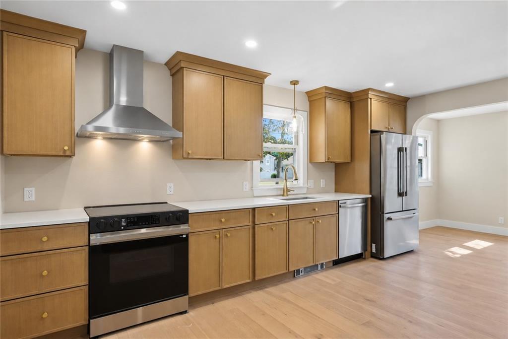 250 East View Avenue Property Photo 4