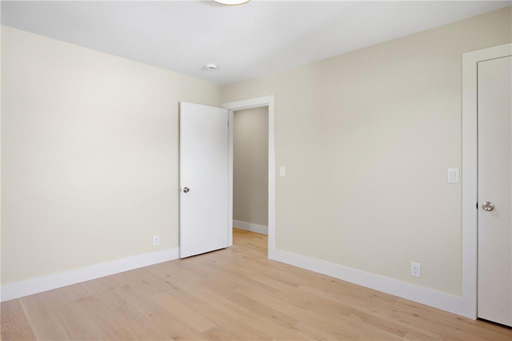 250 East View Avenue Property Photo 26
