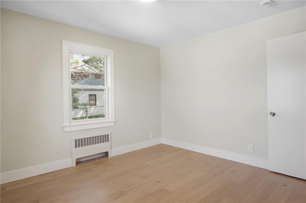 250 East View Avenue Property Photo 27