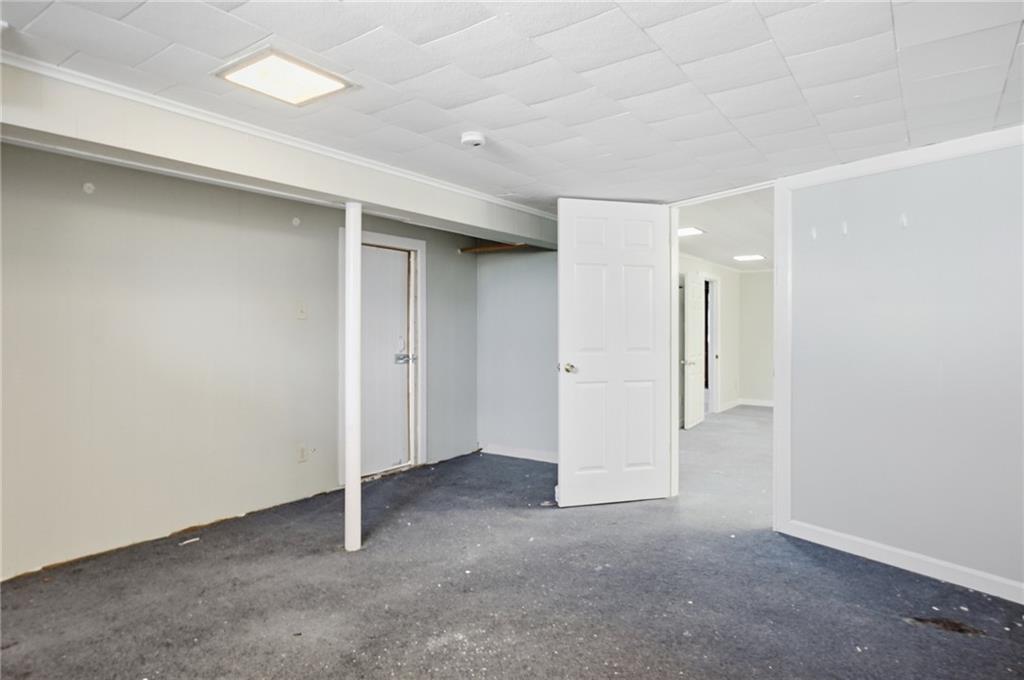 250 East View Avenue Property Photo 40