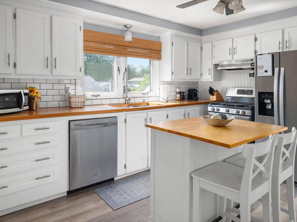 15 Simpson Street Property Photo 8
