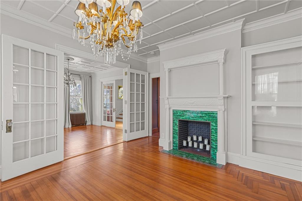 350 Broadway Property Photo 12