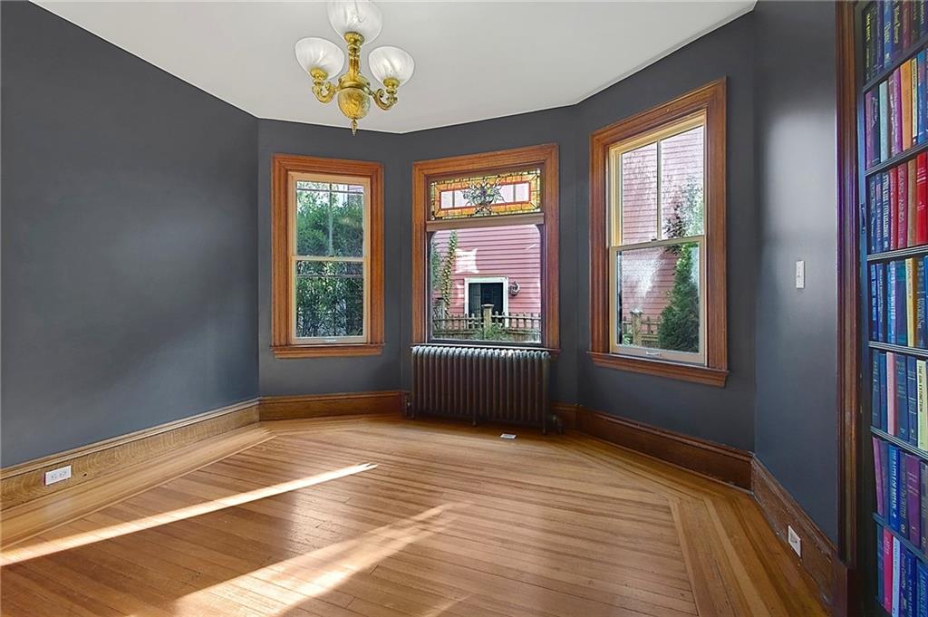 350 Broadway Property Photo 17