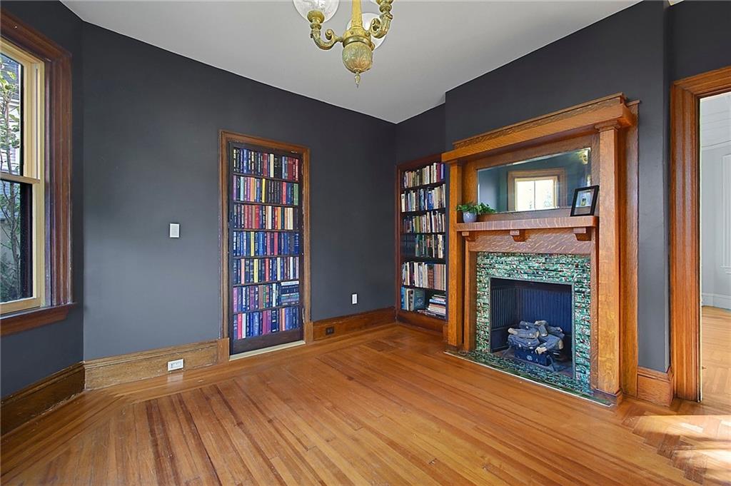 350 Broadway Property Photo 18